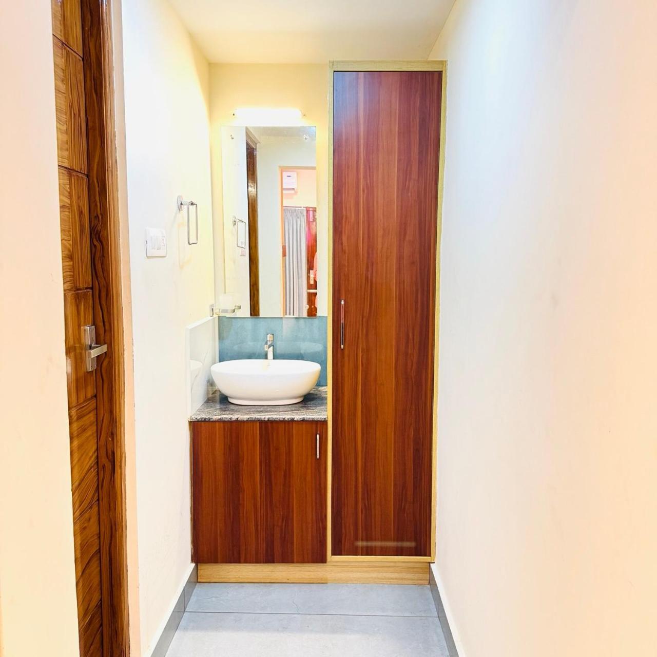 Hotel Krishnakripa Premium Residency Kochi Zewnętrze zdjęcie
